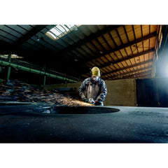 Metabo WE 24-230 MVT 2,400W 9 Low Vibration Angle Grinder with Soft Start Electronic Safety Clutch Restart/Overload Pro