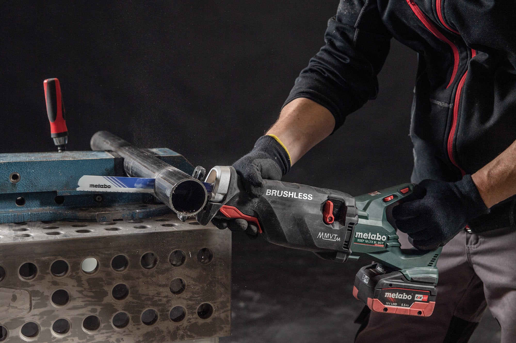 Metabo SSEP 18 LTX BL MV Brushless Recip Saw, With Anti Vibration & Pendulam Action Body Only in metaBOX