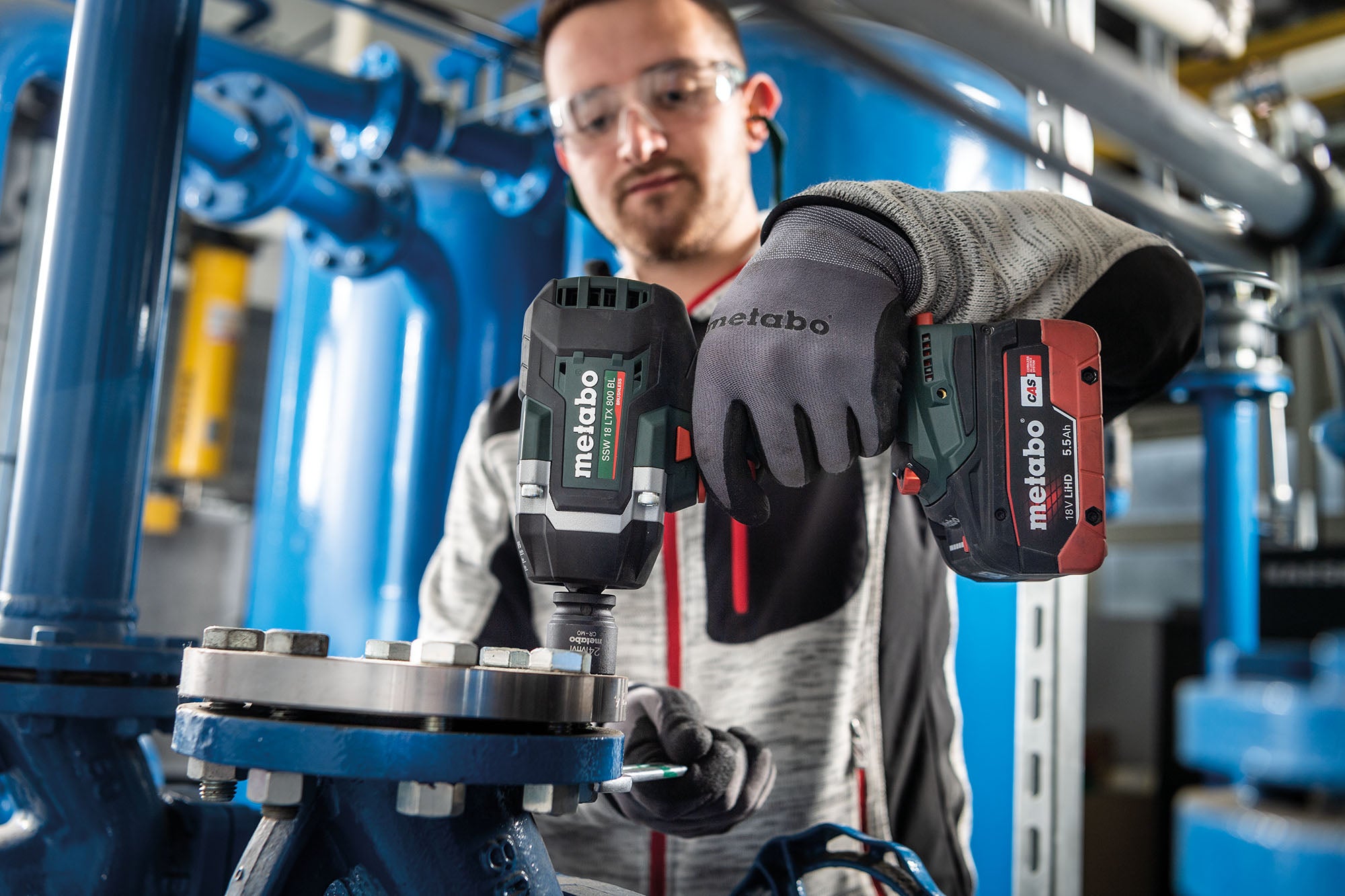 Metabo SSW 18 LTX 800 BL 1/2  Brushless Impact Wrench, Body Only + metaBOX 145L