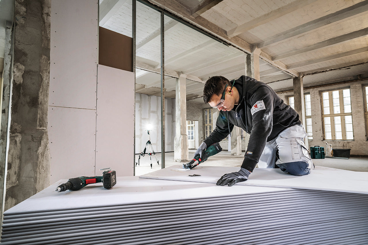 Metabo MT18LTX Multi Tool Body Only in Metaloc