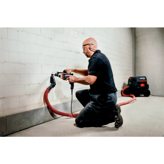 SBE 850-2 240V: 850 W, Two speed impact drill, Carry case