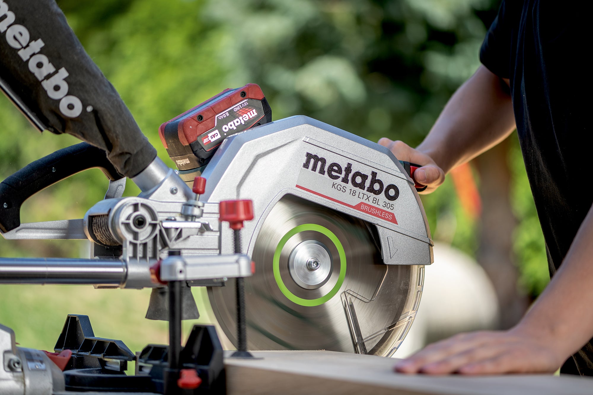 Metabo KGS 18 LTX BL 305 Cordless Mitre Saw