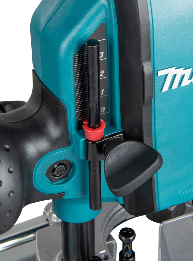 Makita RP0900X Plunge Router 240v